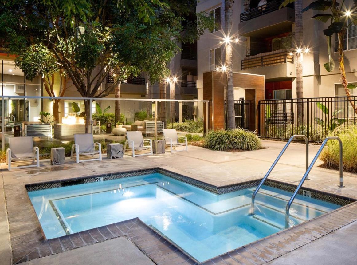 2Bd 2Ba Santa Monica Apartment With Relaxing Pool View Los Angeles Exterior foto